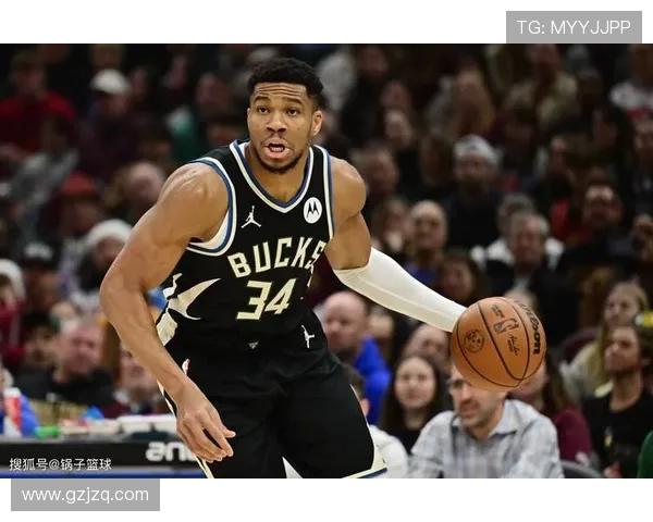 美媒晒五兄弟同框阵容连踢足球的字母哥大哥也来客串篮球阵营